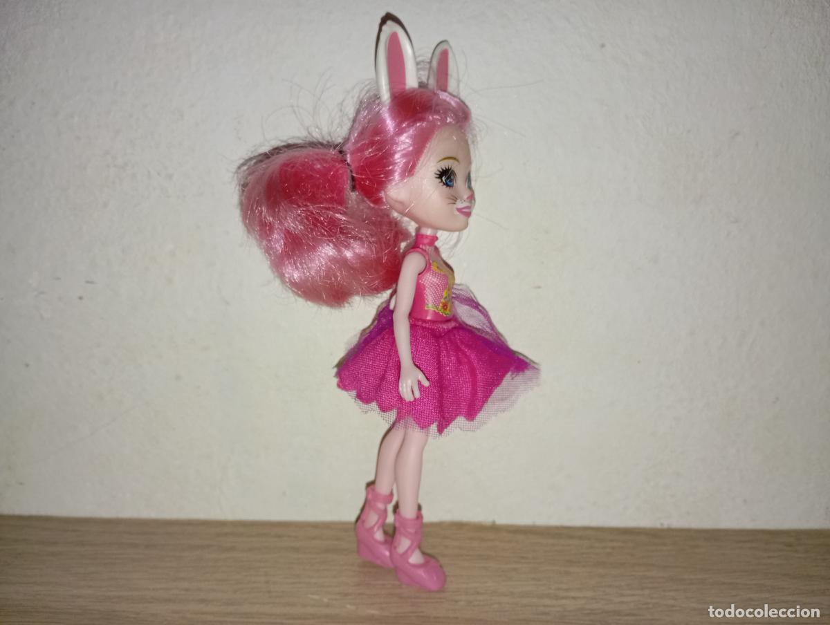 Mu&ntilde;ecas modernas: Mu&ntilde;eca enchantimals mattel - Foto 2