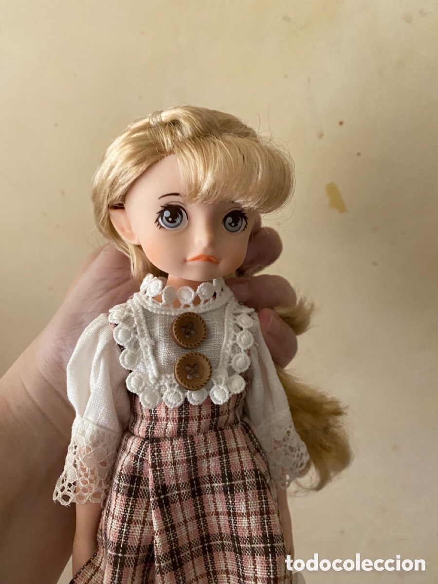 Mu&ntilde;ecas modernas: Hada beige de colecci&oacute;n - Foto 2
