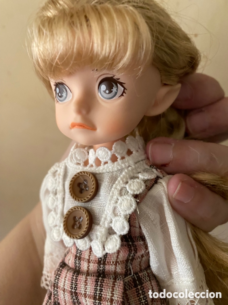 Mu&ntilde;ecas modernas: Hada beige de colecci&oacute;n - Foto 3