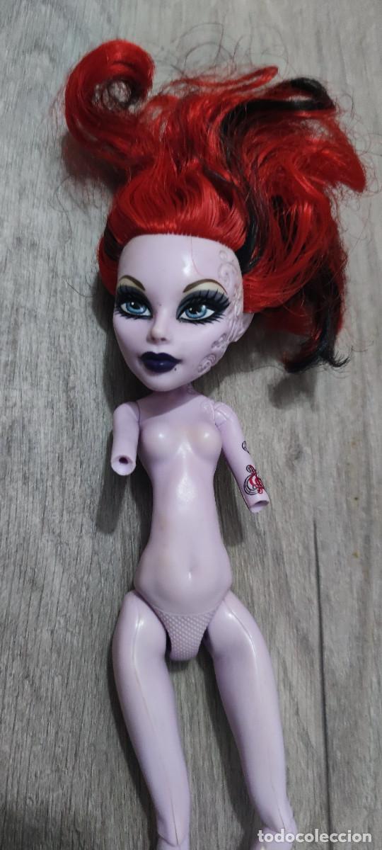 Mu&ntilde;ecas modernas: Mu&ntilde;eca Monster High sin brazos y cuello mal - Foto 3