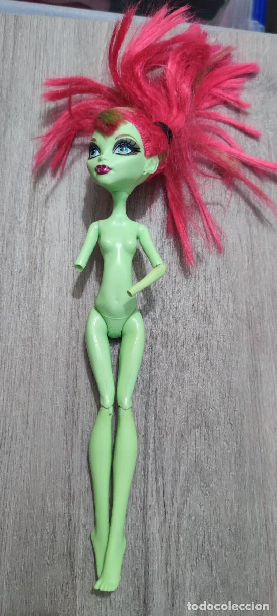 Mu&ntilde;ecas modernas: Mu&ntilde;eca Monster High sin brazos - Foto 1