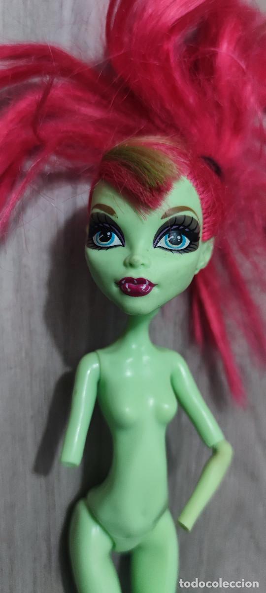 Mu&ntilde;ecas modernas: Mu&ntilde;eca Monster High sin brazos - Foto 2