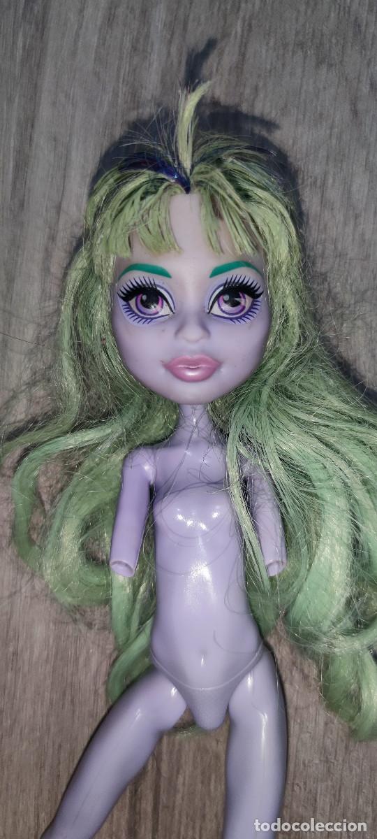 Mu&ntilde;ecas modernas: Mu&ntilde;eca Monster High para piezas - Foto 3
