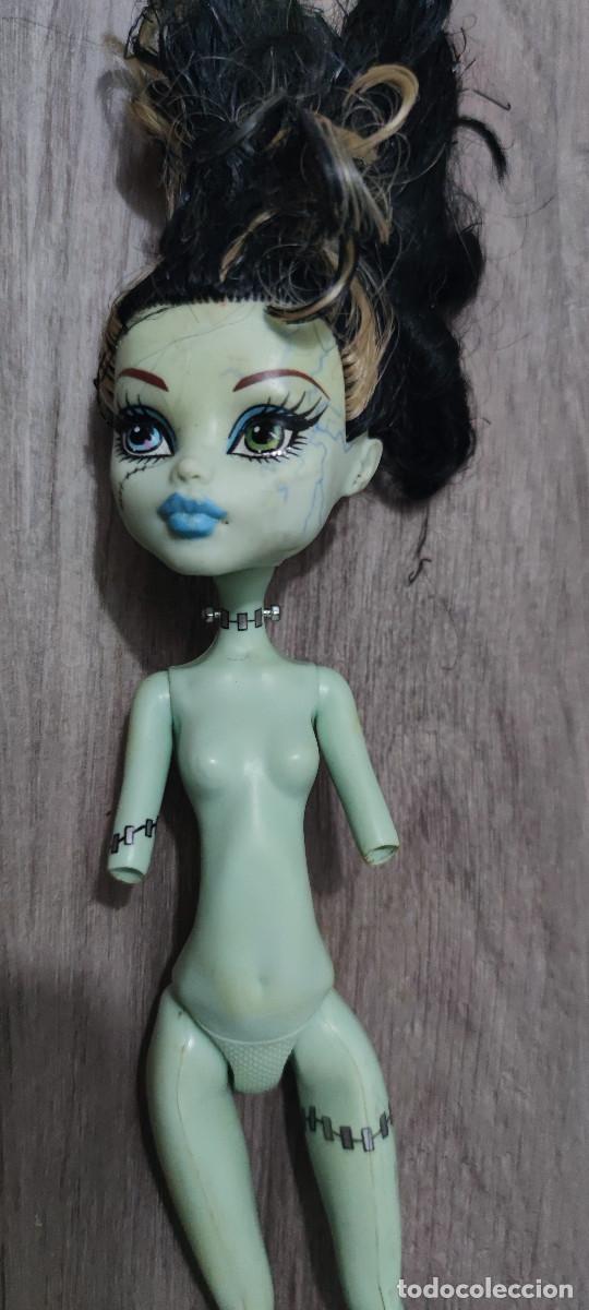 Mu&ntilde;ecas modernas: Mu&ntilde;eca Monster High sin brazos - Foto 1