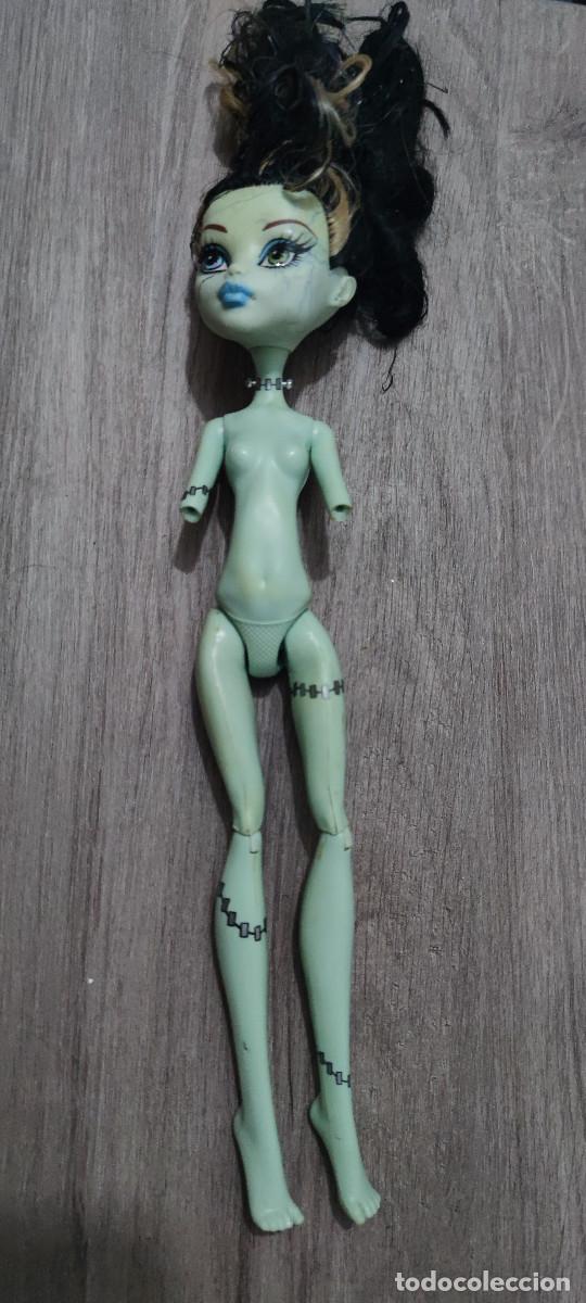 Mu&ntilde;ecas modernas: Mu&ntilde;eca Monster High sin brazos - Foto 2