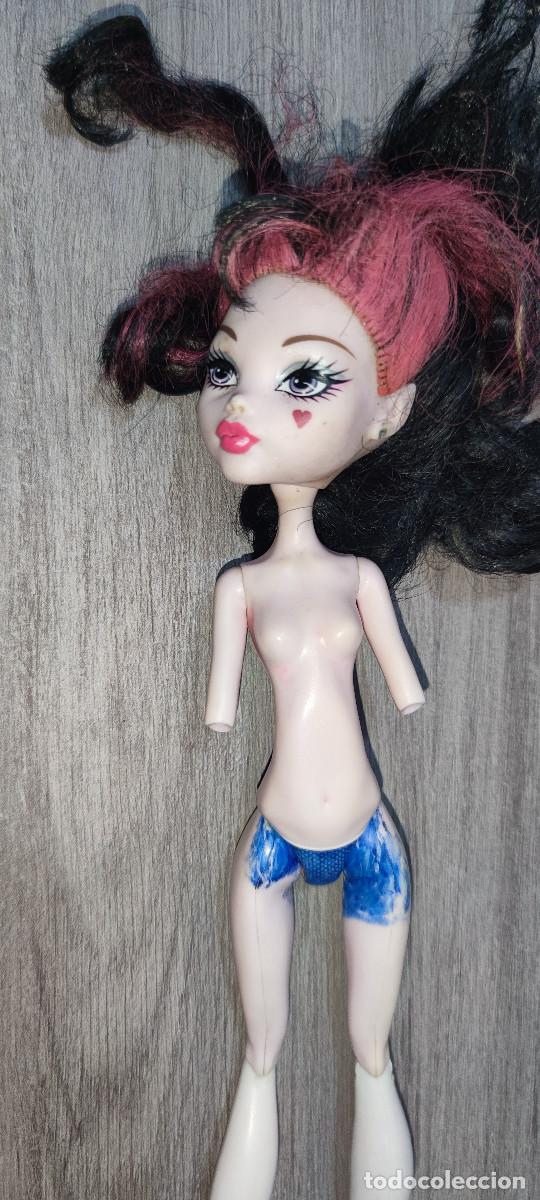 Mu&ntilde;ecas modernas: Mu&ntilde;eca Monster High piezas - Foto 1