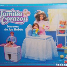 Muñecas Modernas: NURSERY DE LOS BEBÉS FAMILIA CORAZÓN.MATTEL 1986.CAJA SIN ABRIR.
