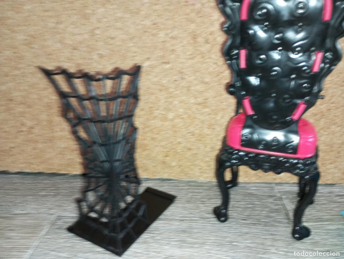 Mu&ntilde;ecas modernas: Lote muebles de mu&ntilde;eca Monster high - Foto 5