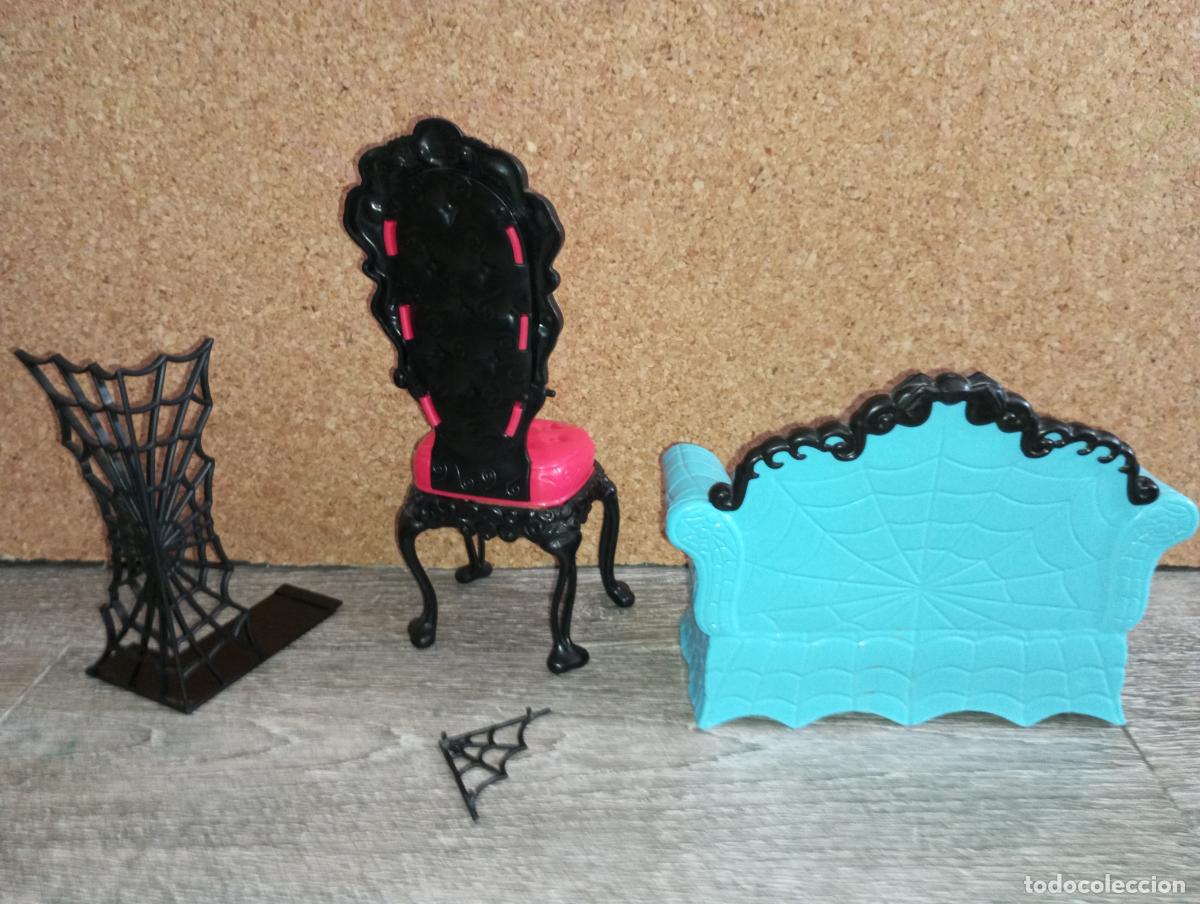 Mu&ntilde;ecas modernas: Lote muebles de mu&ntilde;eca Monster high - Foto 6