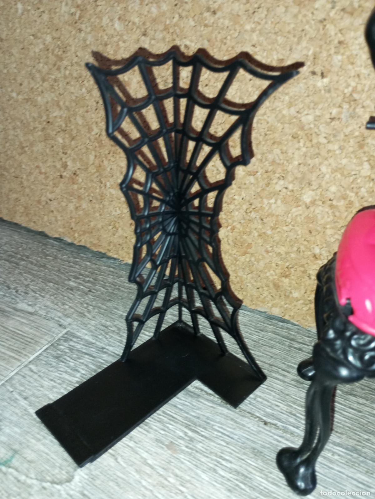 Mu&ntilde;ecas modernas: Lote muebles de mu&ntilde;eca Monster high - Foto 10