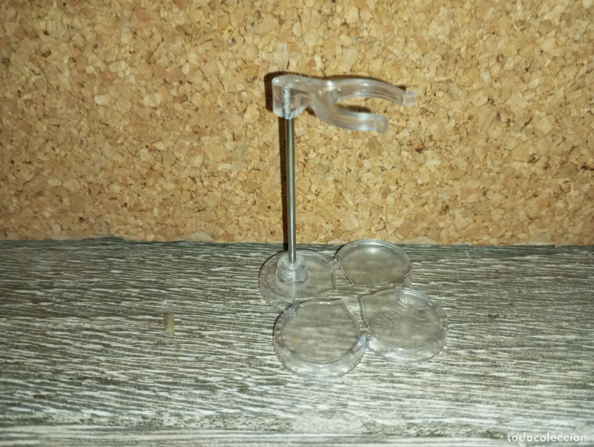 Mu&ntilde;ecas modernas: peana soporte de mu&ntilde;eca mini blythe - Foto 2