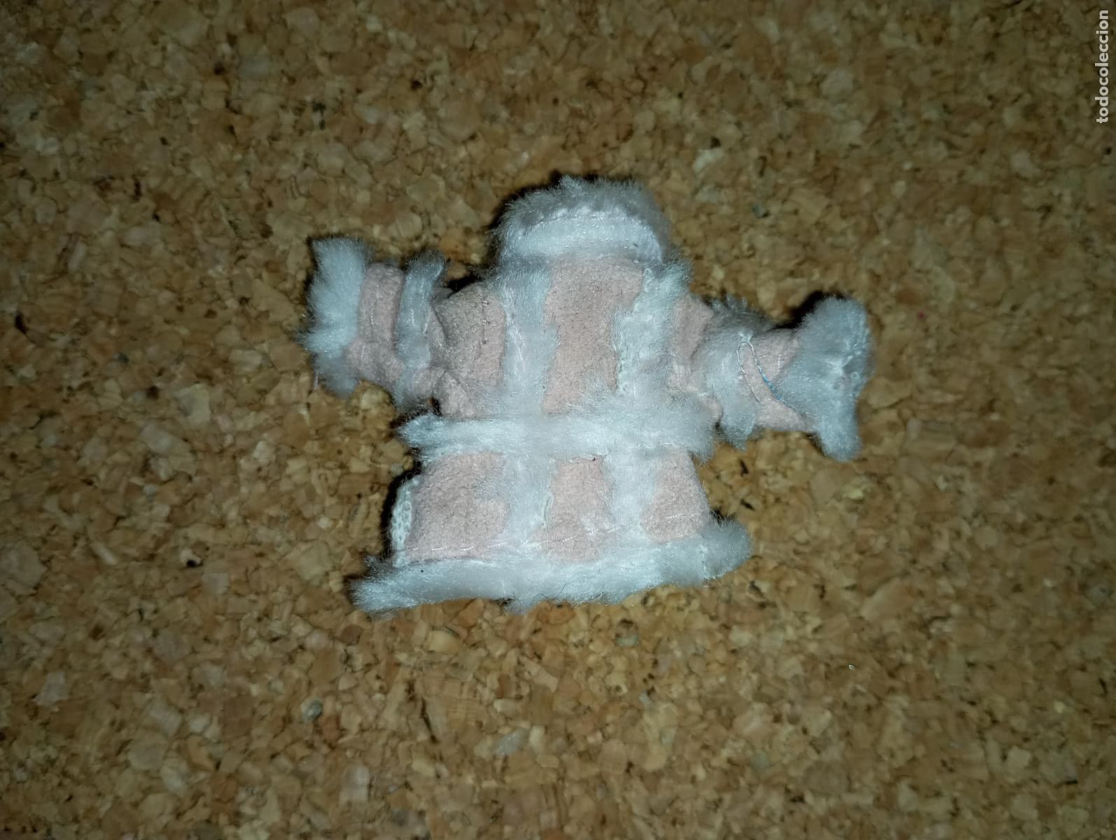 Mu&ntilde;ecas modernas: chaqueta de mu&ntilde;eca mini bratz - Foto 2