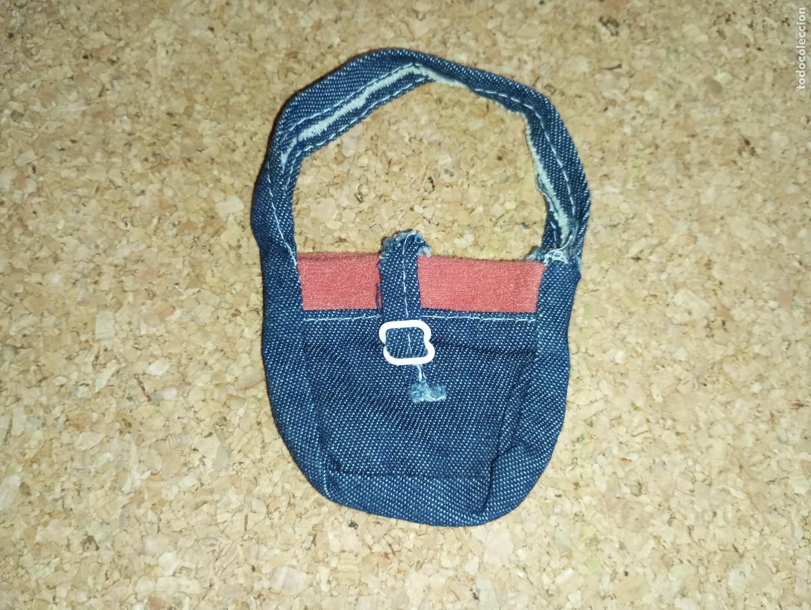 Mu&ntilde;ecas modernas: Bolso para mu&ntilde;eca Bratz - Foto 1