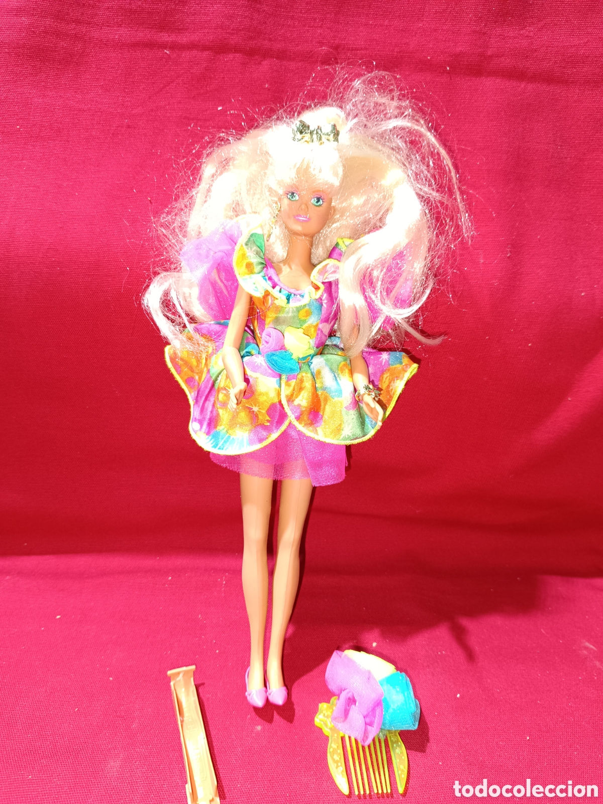 Mu&ntilde;ecas modernas: Mu&ntilde;eca Sindy luz y color de Hasbro 1992 - Foto 1