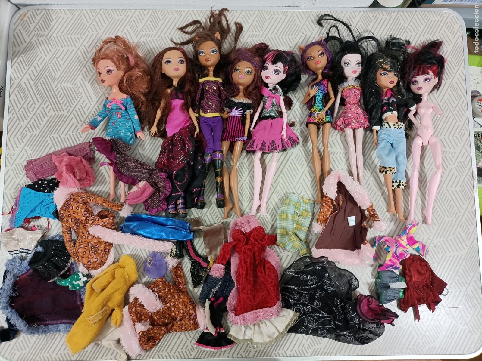 Mu&ntilde;ecas modernas: Lote de mu&ntilde;ecas Monster - Foto 1