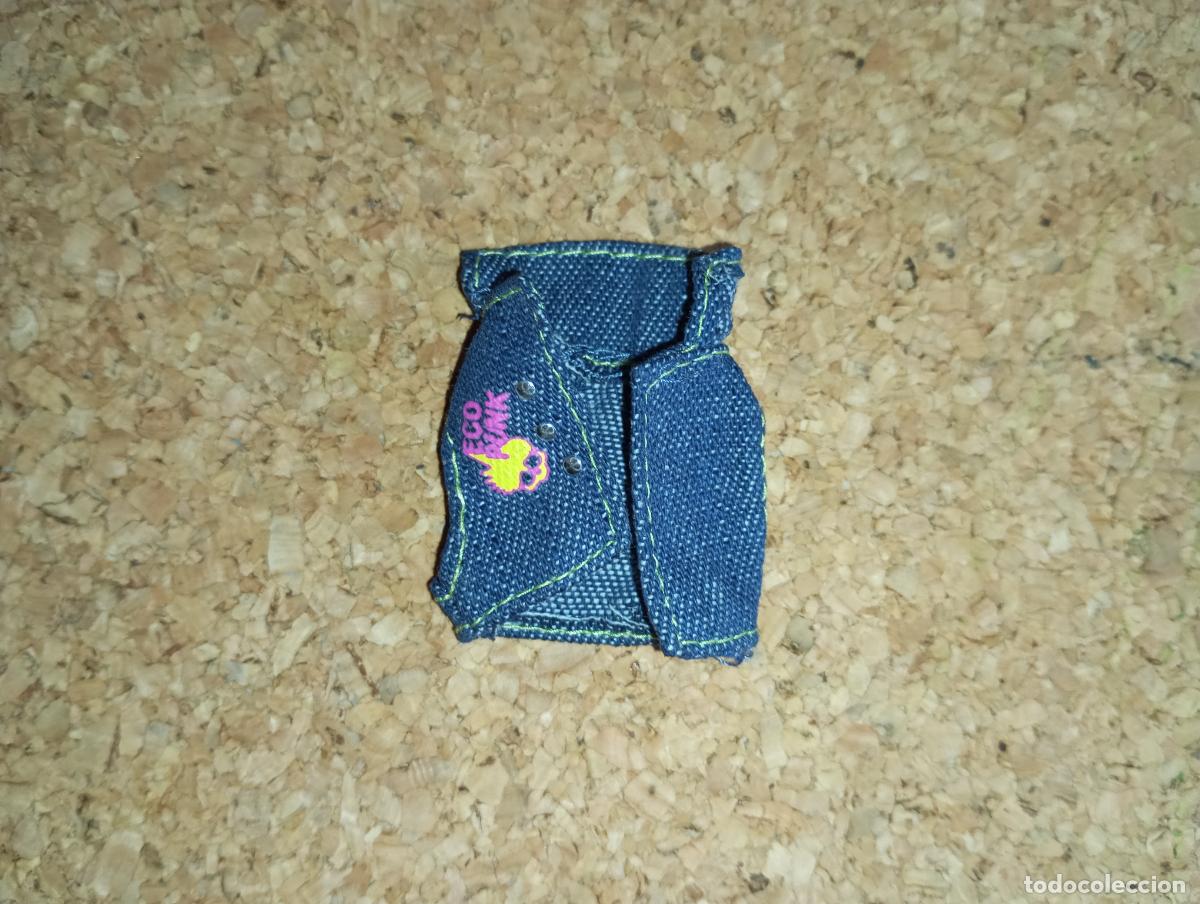 Mu&ntilde;ecas modernas: Chaleco de mu&ntilde;eca Monster high - Foto 1