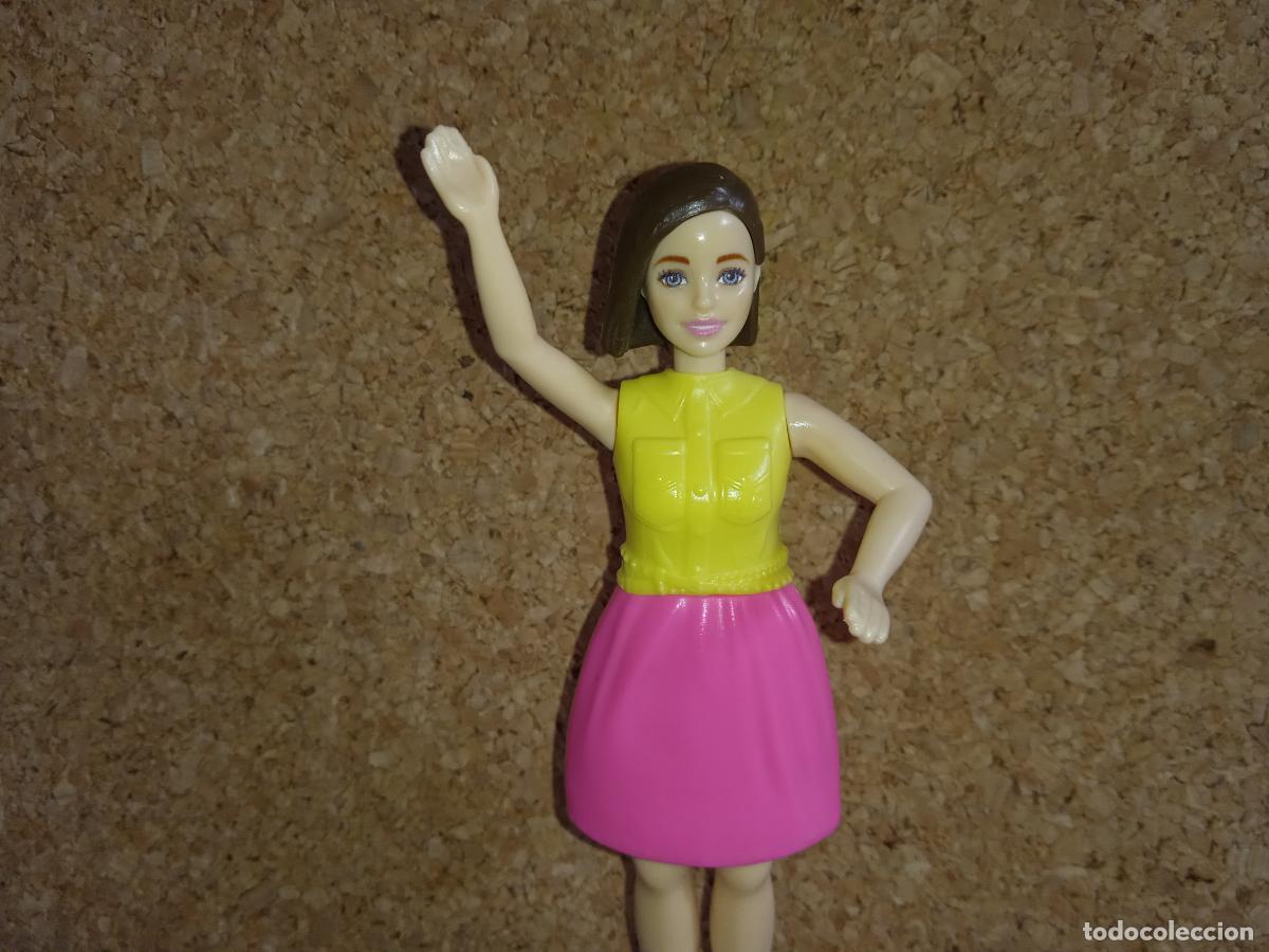 Mu&ntilde;ecas modernas: Mu&ntilde;eca Barbie Burger king - Foto 2