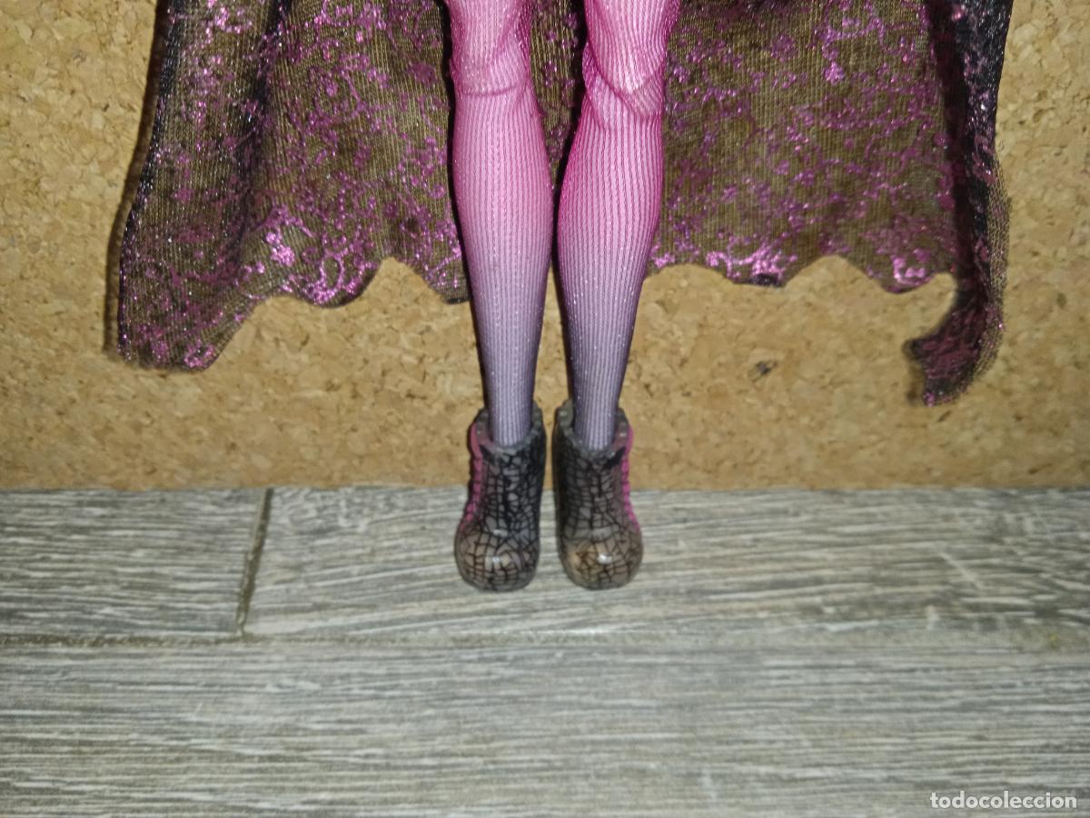 Mu&ntilde;ecas modernas: Mu&ntilde;eca Monster high Draculaura - Foto 6