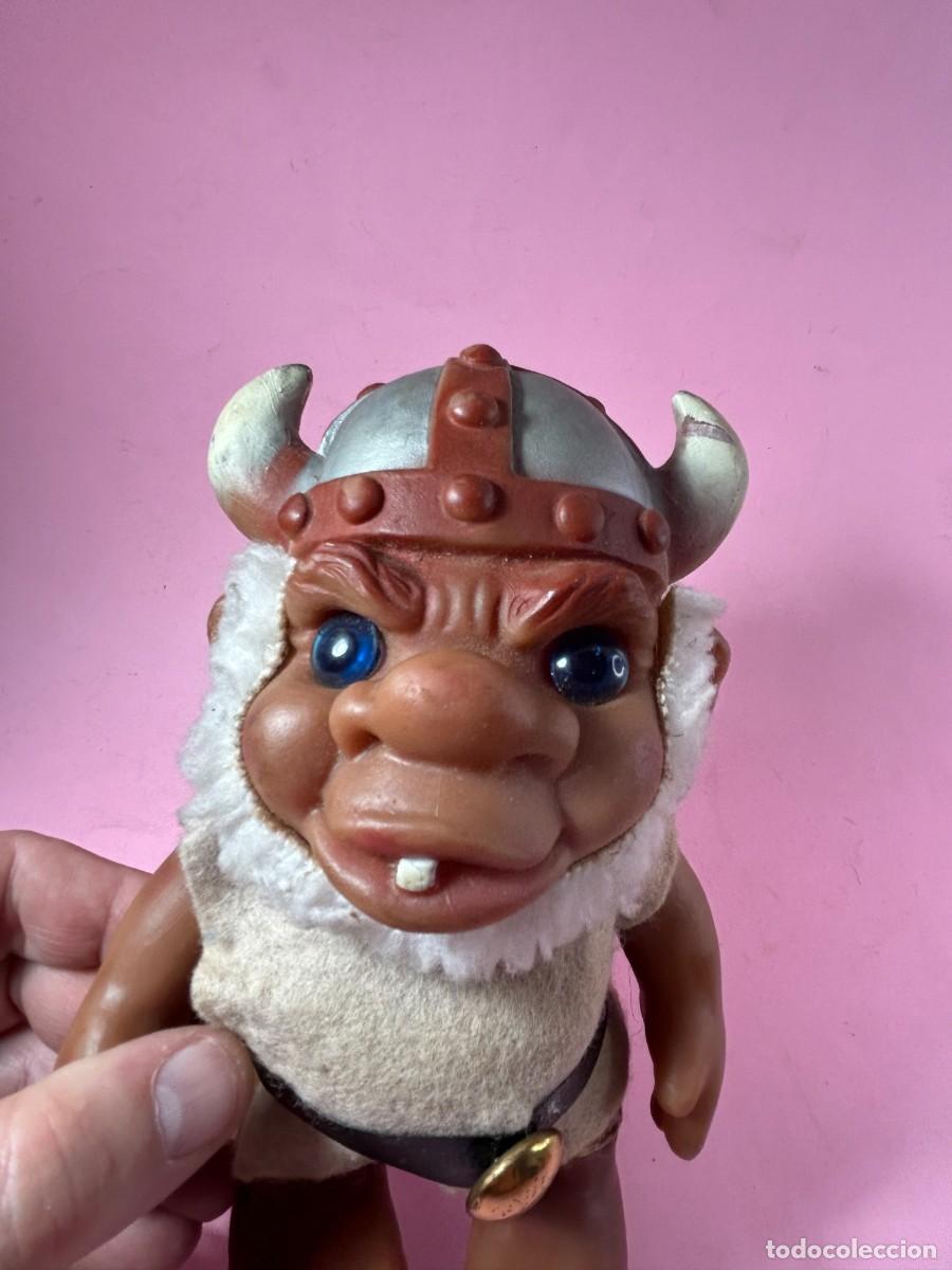 Mu&ntilde;ecas modernas: MU&Ntilde;ECO TROLL VIKINGO - Foto 2