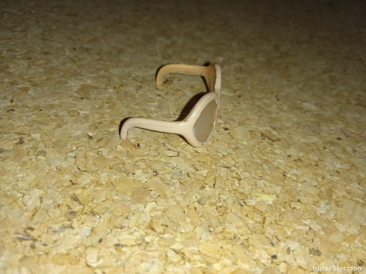 Mu&ntilde;ecas modernas: gafas tama&ntilde;o mu&ntilde;eca monster high - Foto 2