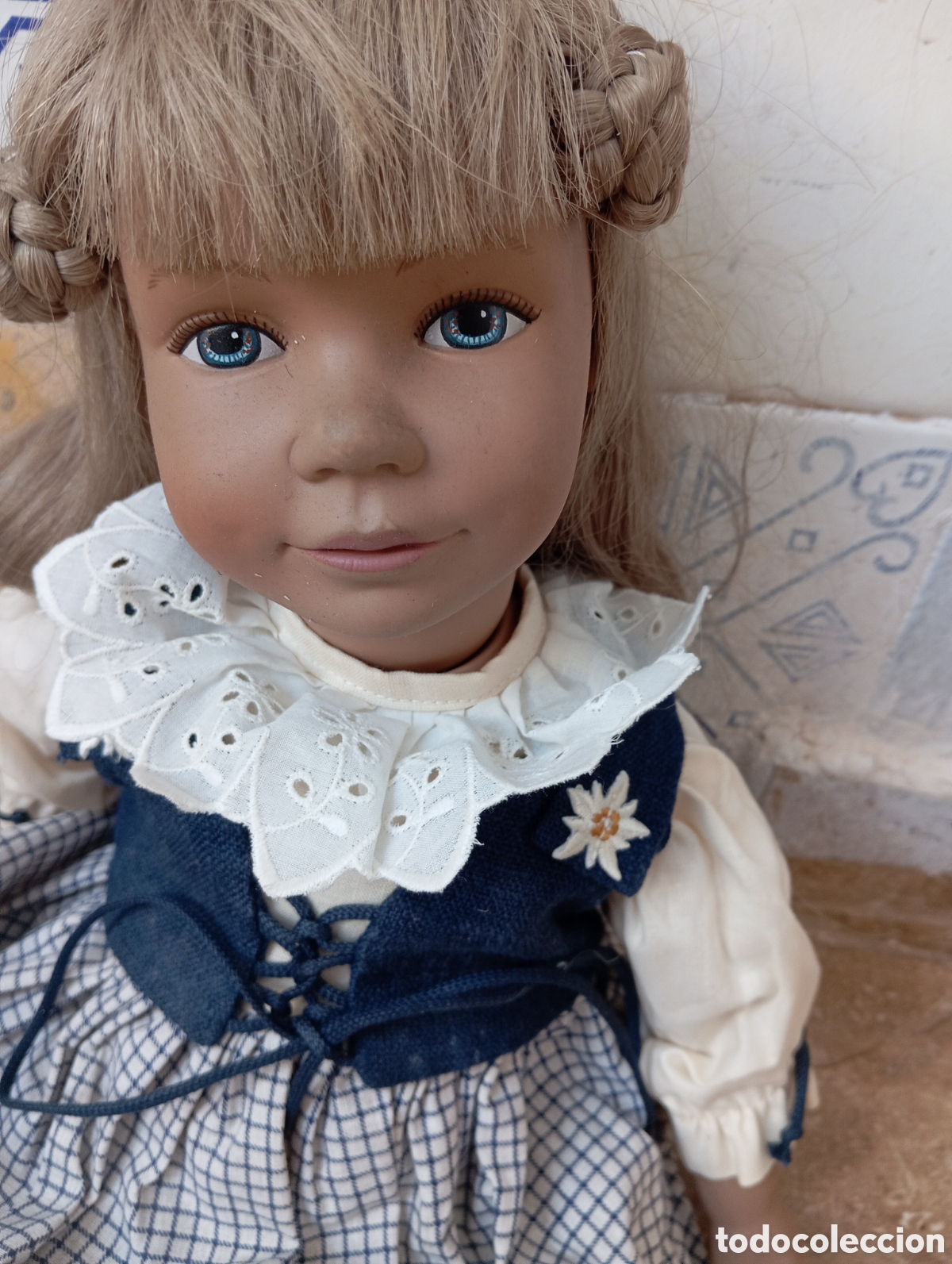 Mu&ntilde;ecas modernas: mu&ntilde;eca alemana de vinilo Heidi om - Foto 2