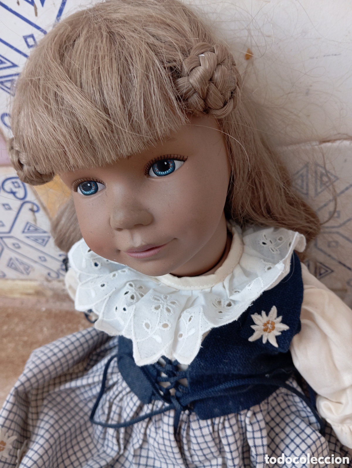 Mu&ntilde;ecas modernas: mu&ntilde;eca alemana de vinilo Heidi om - Foto 3