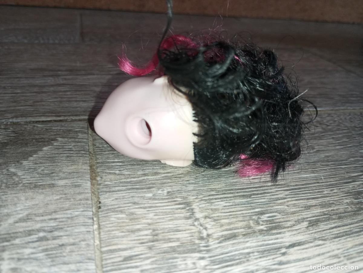 Mu&ntilde;ecas modernas: cabeza de mu&ntilde;eca monster high draculaura - Foto 2