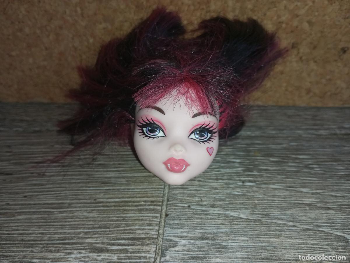 Mu&ntilde;ecas modernas: cabeza de mu&ntilde;eca monster high draculaura - Foto 1