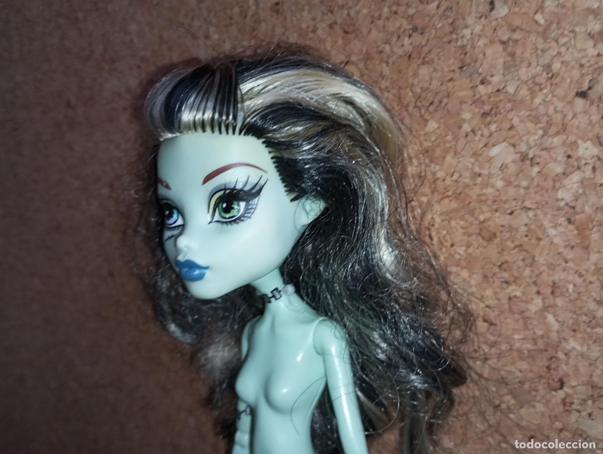 Mu&ntilde;ecas modernas: mu&ntilde;eca monster high frankie - Foto 3