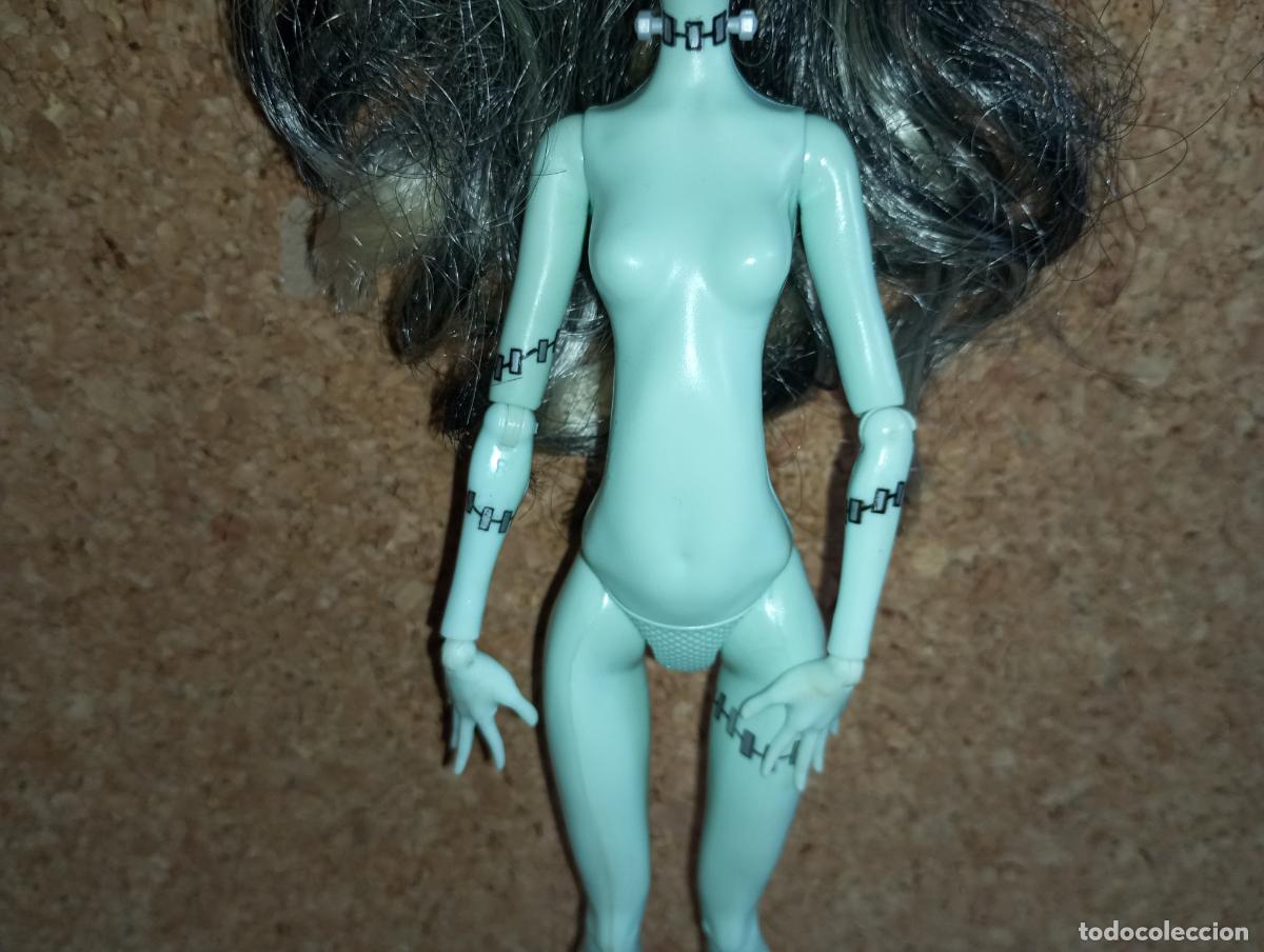 Mu&ntilde;ecas modernas: mu&ntilde;eca monster high frankie - Foto 4