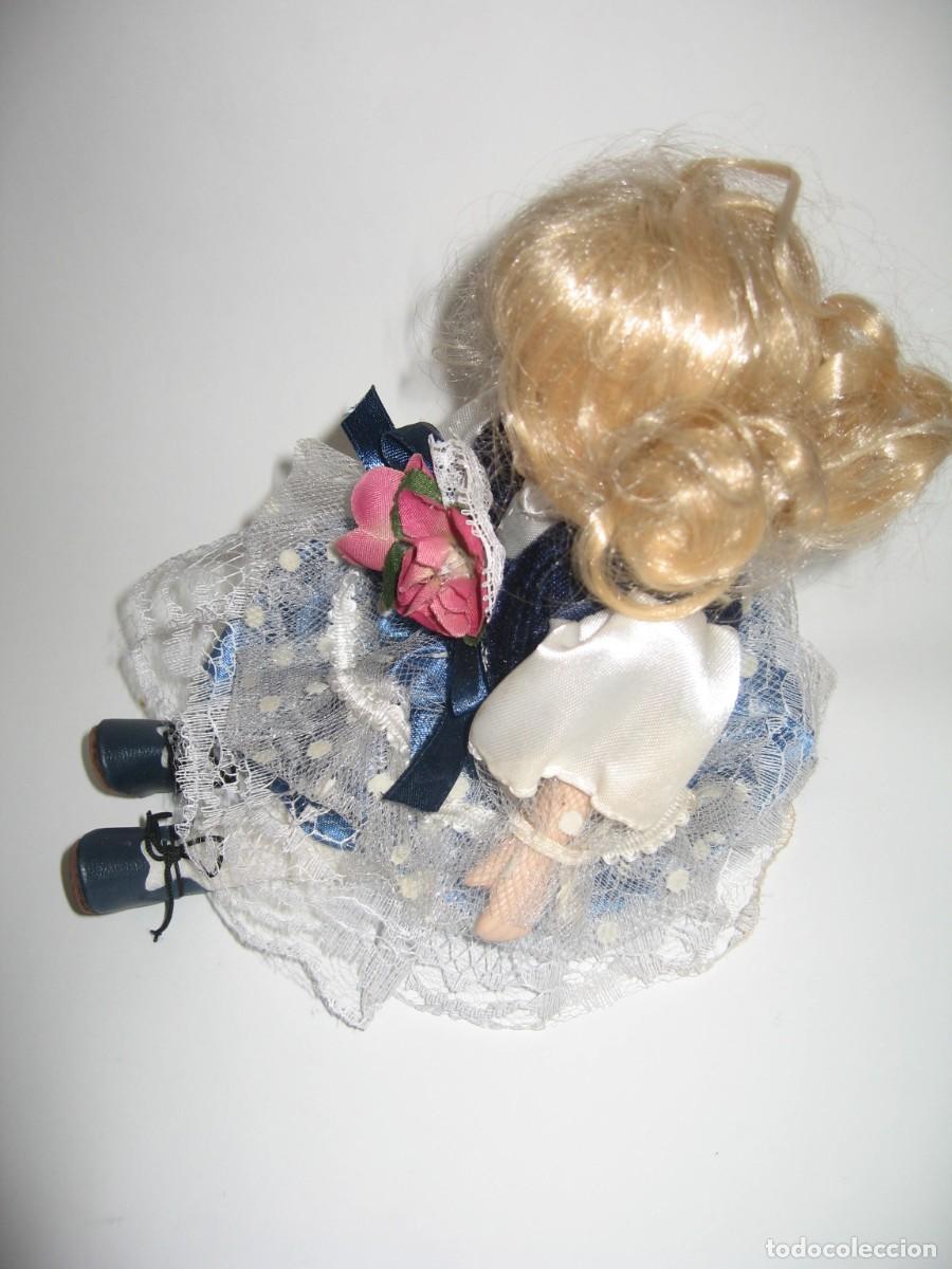 Mu&ntilde;ecas modernas: MU&Ntilde;ECA DE COLECCION EN PORCELANA - Foto 2