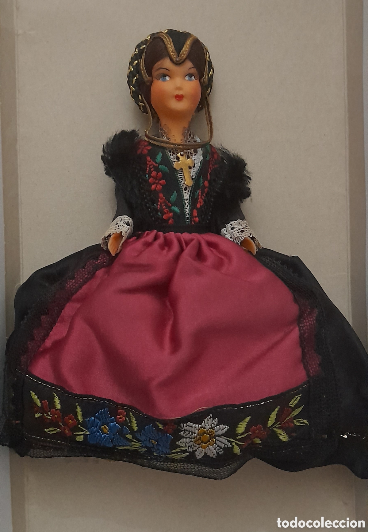 Mu&ntilde;ecas modernas: Mu&ntilde;eca antigua preciosa - Foto 1