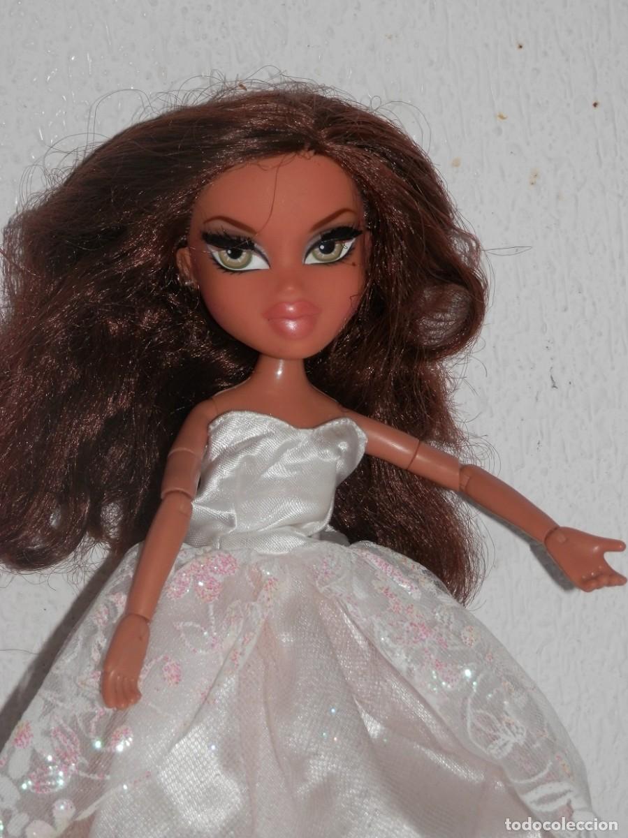 Mu&ntilde;ecas modernas: MU&Ntilde;ECA BRATZ - MGA 2001 - Foto 2