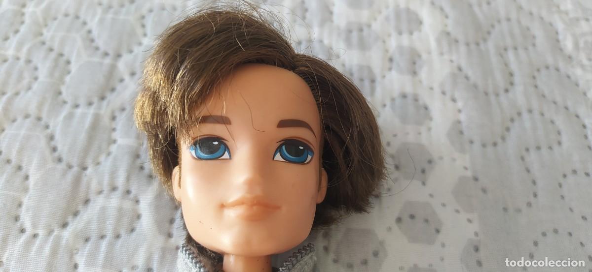 Mu&ntilde;ecas modernas: MU&Ntilde;ECO BRATZ KOBY CASTA&Ntilde;O - Foto 2