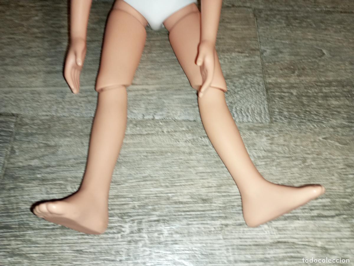 Mu&ntilde;ecas modernas: Mu&ntilde;eca articulada de mga BFC - Foto 6