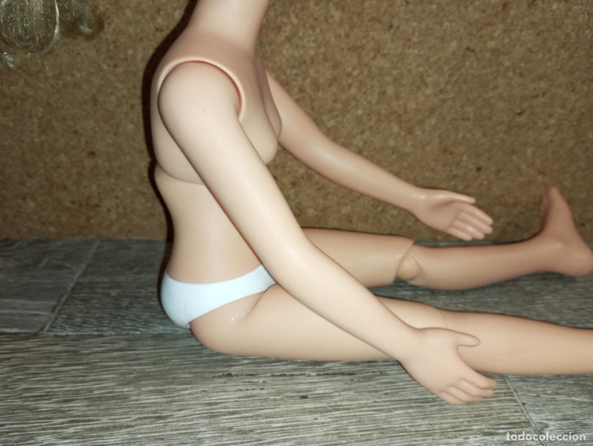 Mu&ntilde;ecas modernas: Mu&ntilde;eca articulada de mga BFC - Foto 9