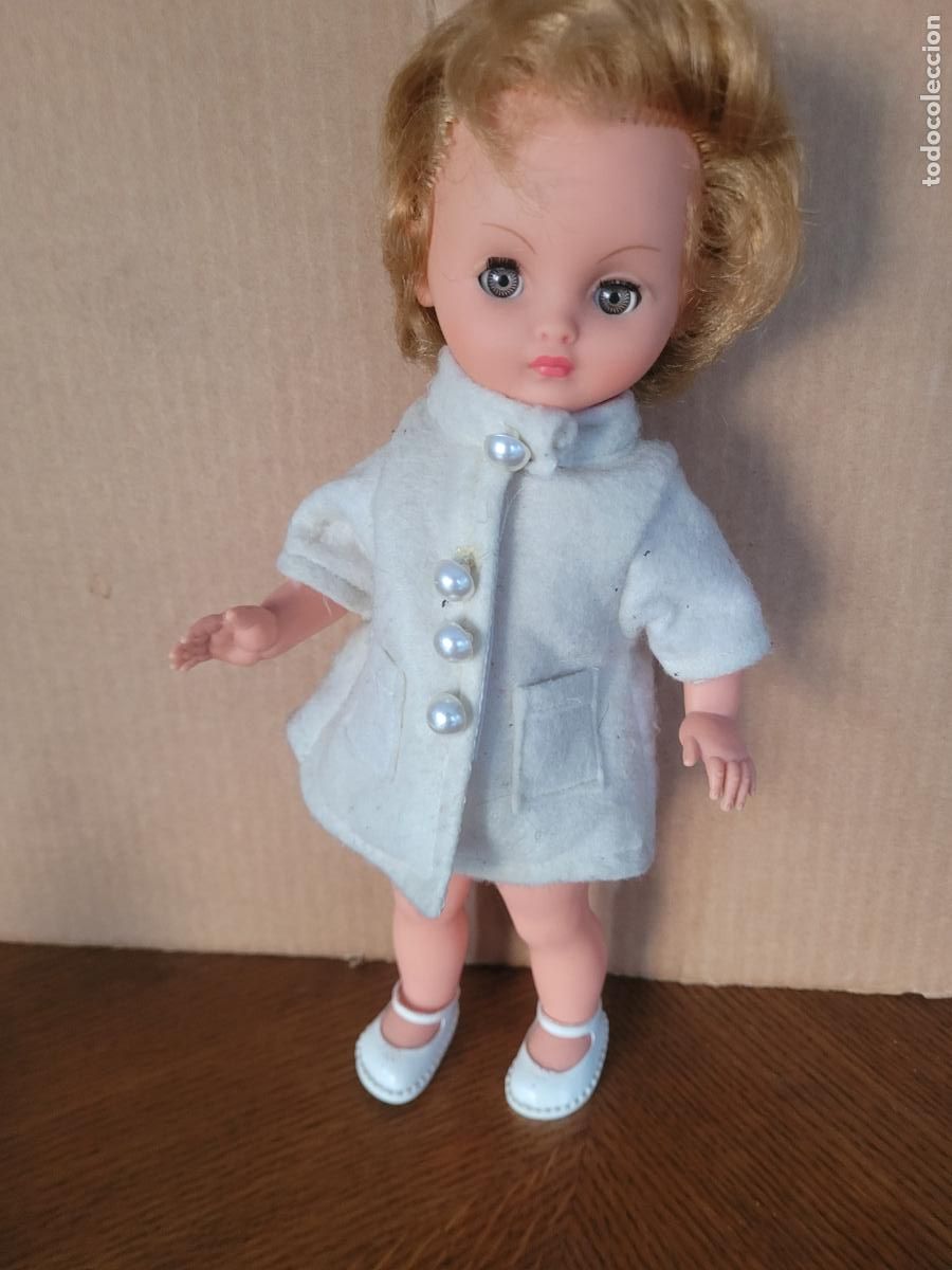 Mu&ntilde;ecas modernas: mu&ntilde;eca marca bella francesa - Foto 1