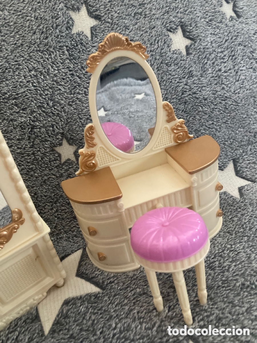 Mu&ntilde;ecas modernas: Mu&ntilde;eca Bratz Tocador - Foto 3