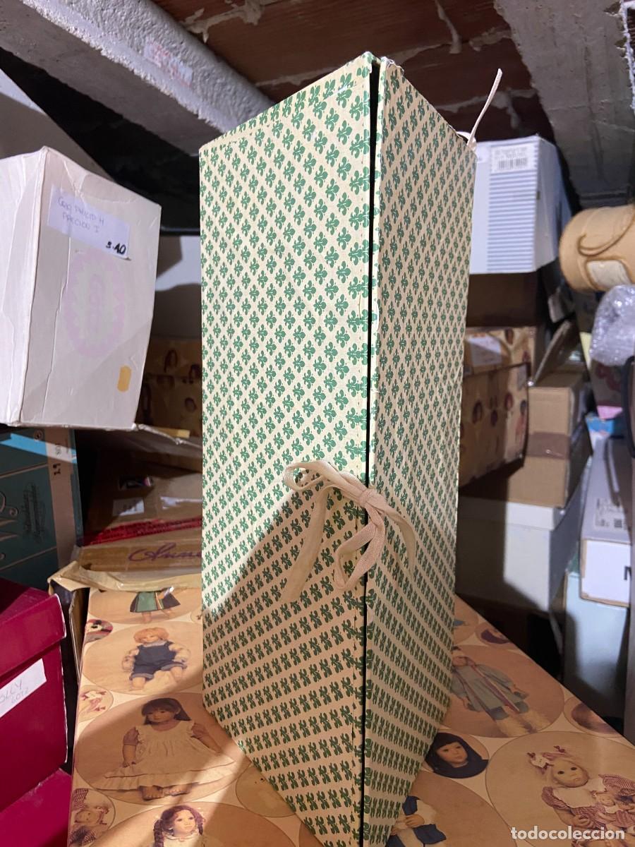 Mu&ntilde;ecas modernas: Preciosa Mu&ntilde;eca Alemana, de Madera. Caja original triangular. - Foto 7
