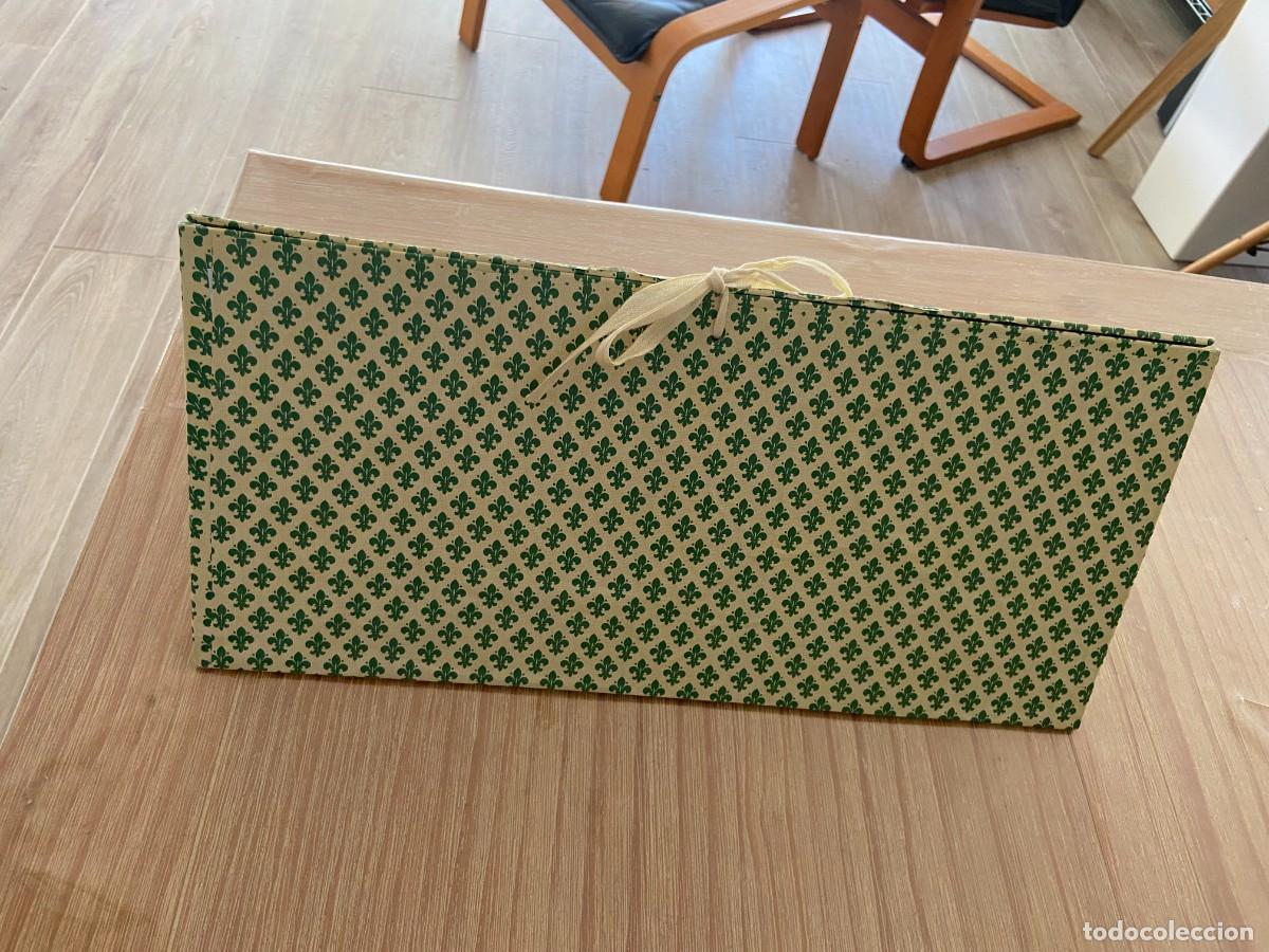 Mu&ntilde;ecas modernas: Preciosa Mu&ntilde;eca Alemana, de Madera. Caja original triangular. - Foto 10