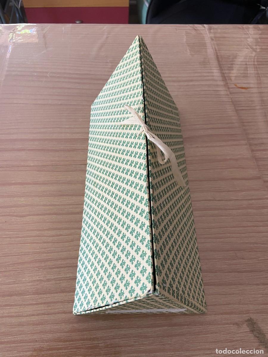 Mu&ntilde;ecas modernas: Preciosa Mu&ntilde;eca Alemana, de Madera. Caja original triangular. - Foto 30