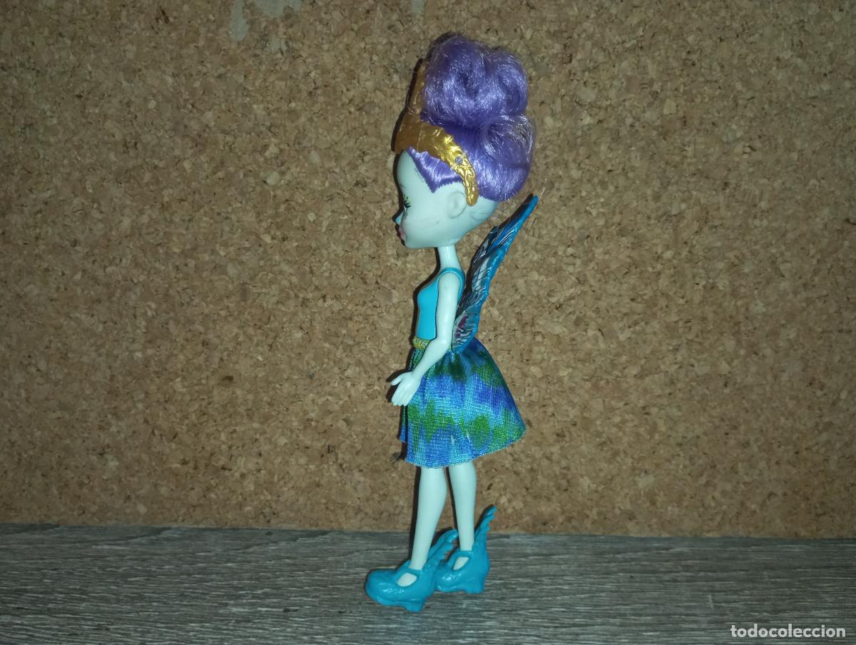 Mu&ntilde;ecas modernas: mu&ntilde;eca enchantimals pavo real - Foto 3
