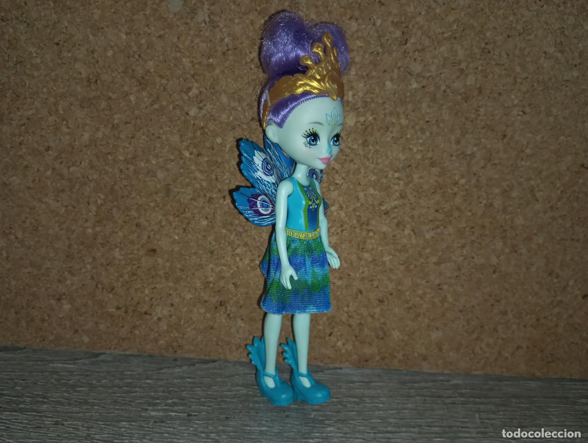 Mu&ntilde;ecas modernas: mu&ntilde;eca enchantimals pavo real - Foto 4