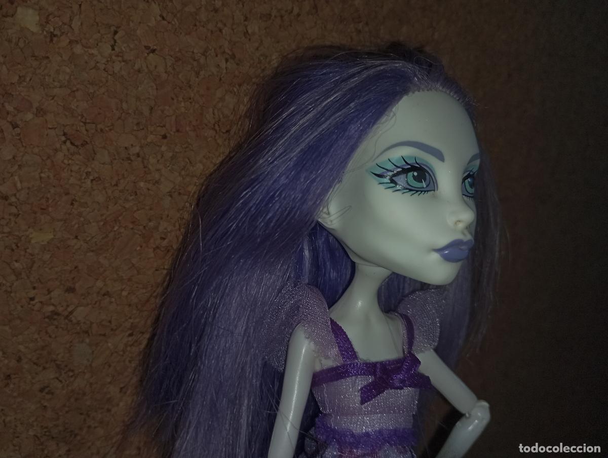 Mu&ntilde;ecas modernas: mu&ntilde;eca monster high spectra - Foto 2