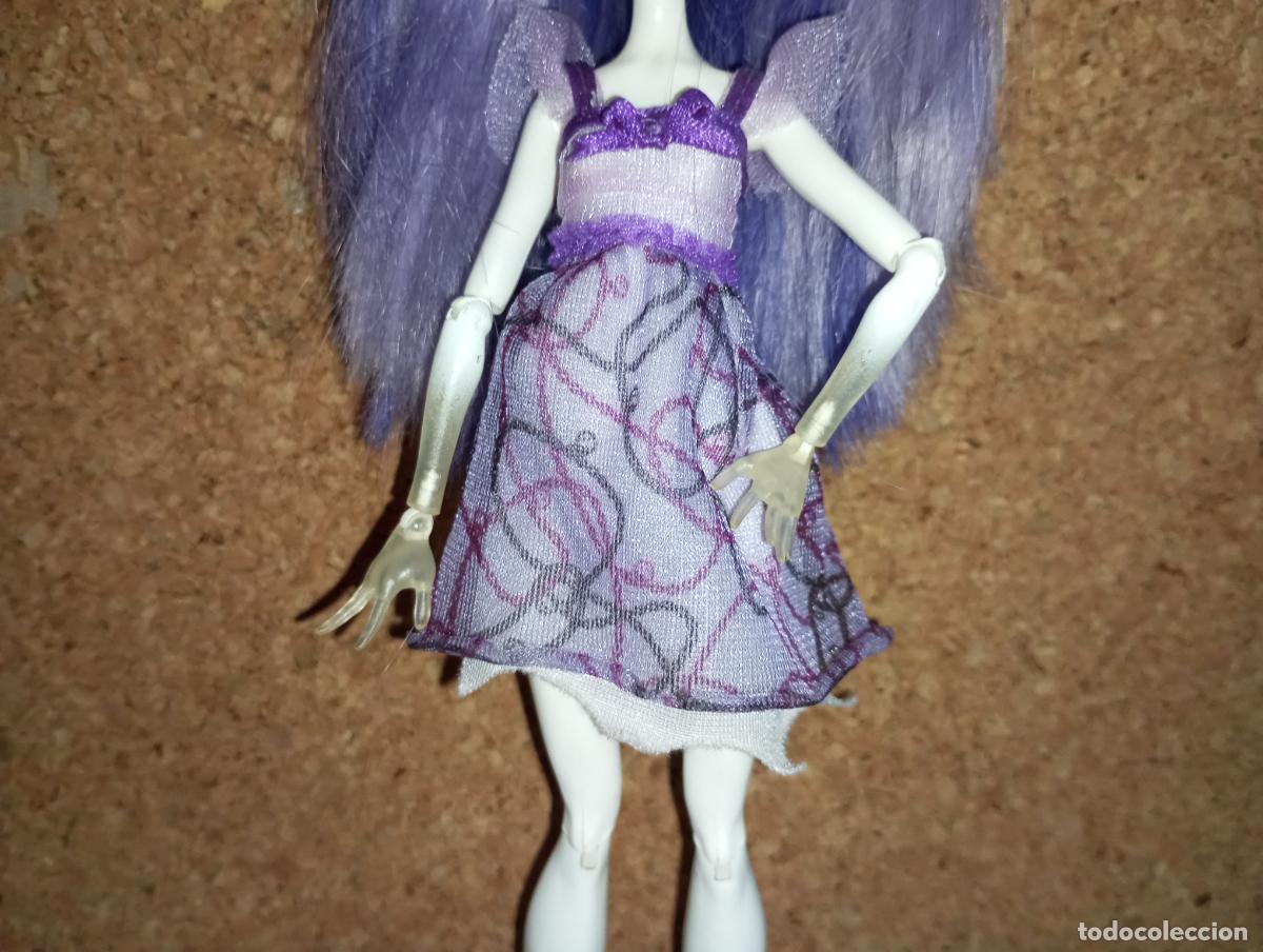Mu&ntilde;ecas modernas: mu&ntilde;eca monster high spectra - Foto 4