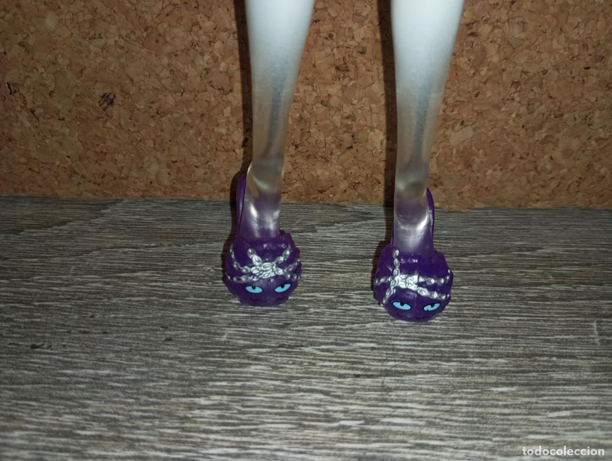 Mu&ntilde;ecas modernas: mu&ntilde;eca monster high spectra - Foto 5