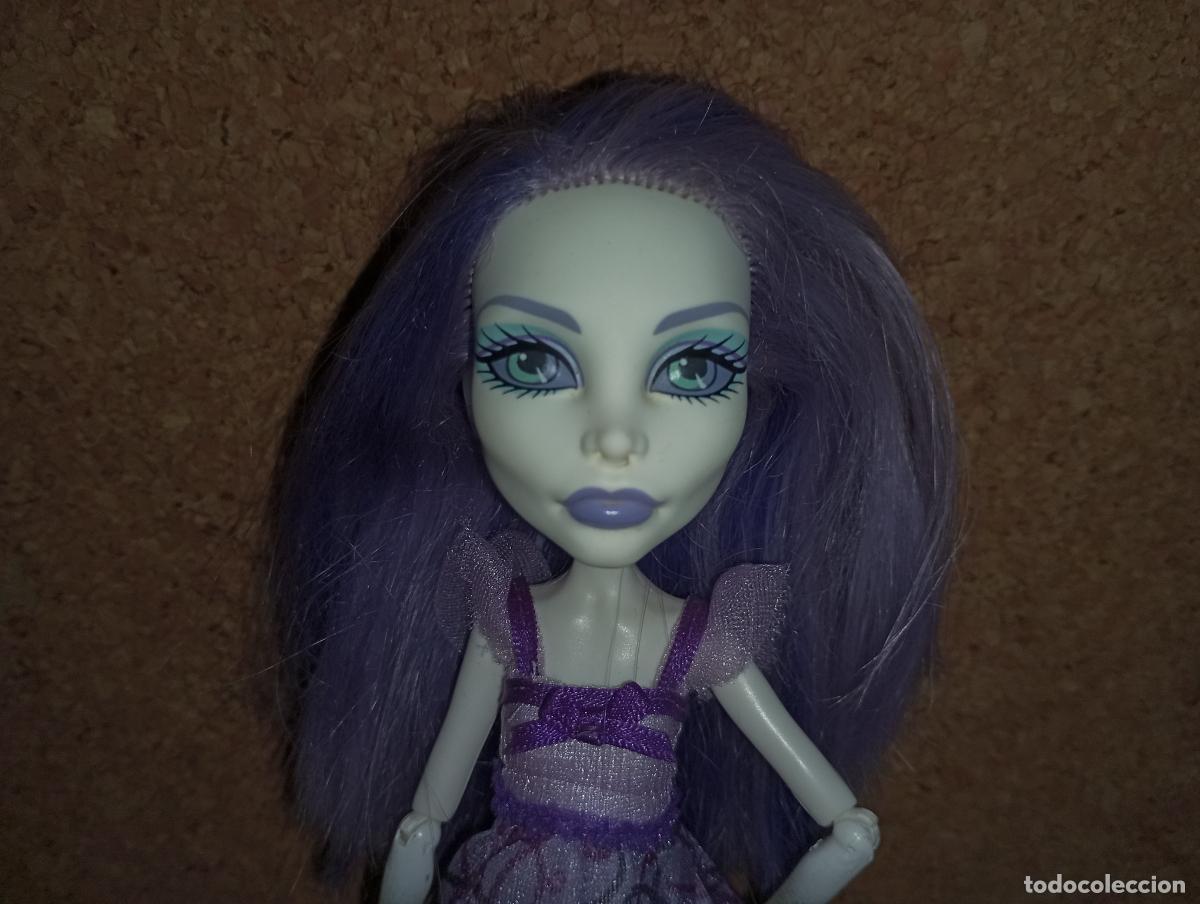 Mu&ntilde;ecas modernas: mu&ntilde;eca monster high spectra - Foto 1