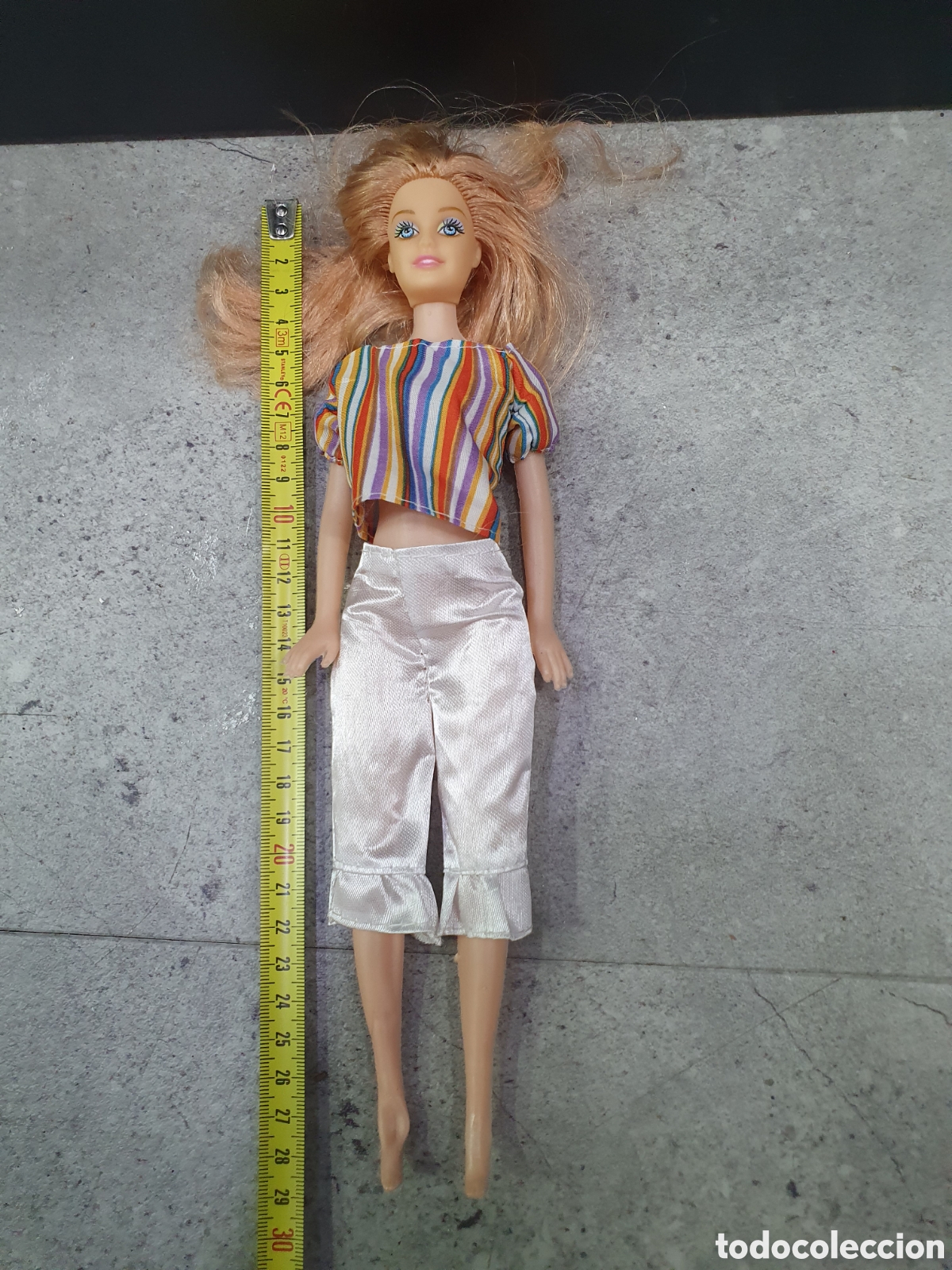 Mu&ntilde;ecas modernas: Mu&ntilde;eca tipo Barbie. (L103) - Foto 2