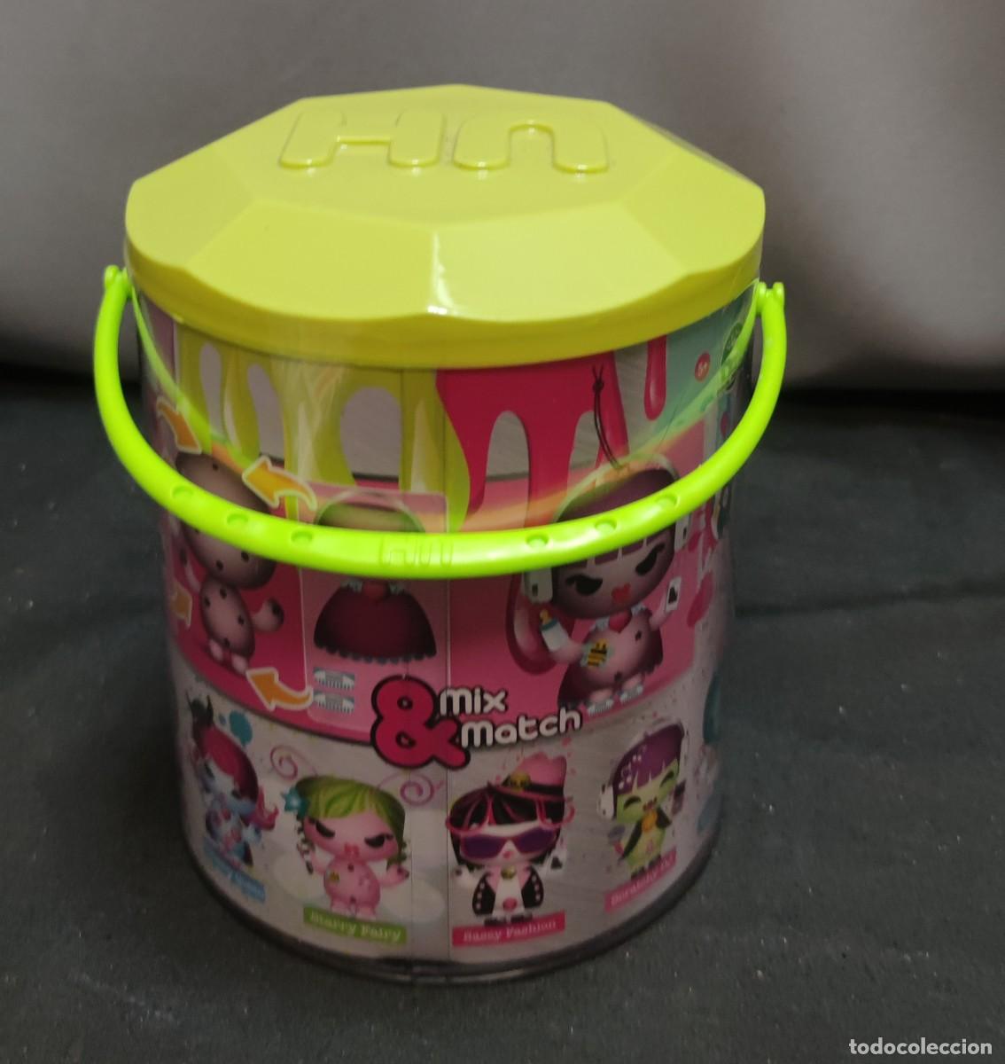 Mu&ntilde;ecas modernas: Mu&ntilde;eca U Hugs de Giochi Preziosi - Foto 2