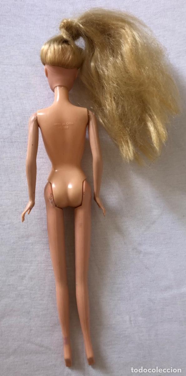 Mu&ntilde;ecas modernas: Mu&ntilde;eca similar a Barbie - Foto 3